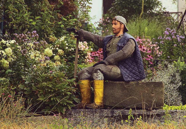 Men’s Work Clothes: How to Dress for Comfort, Style, and Professionalism